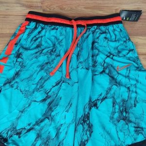 Nike Men’s Dri-Fit Elite Marble Print Teal Basketb